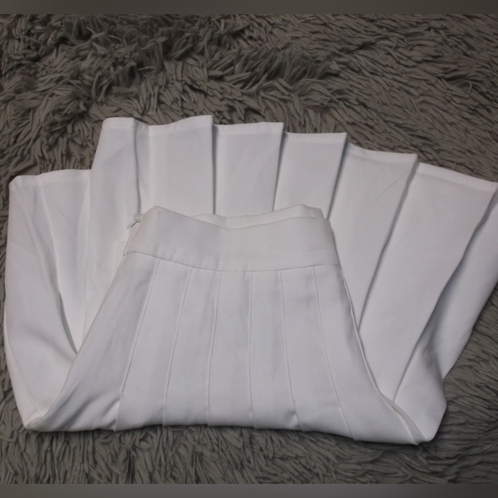white tennis skirt